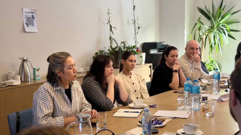 e3e04e7c-0c26-4e84-b51b-d96c02c6fa19